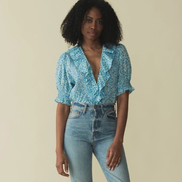 NWT Doen Henri Cotton Ruffle Pintuck V Neck Floral Blouse Top Bleu Daisy Fields - Picture 4 of 10